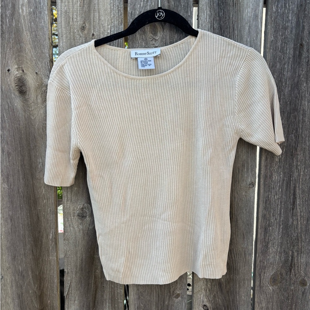 Vintage 100% Silk Ribbed Short Sleeve Top